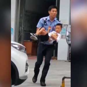 В Китае в результате нападения с ножом в детском саду погибли три человека
