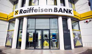 Райффайзенбанк объявил о повышении комиссии на валютные счета с 31 июля