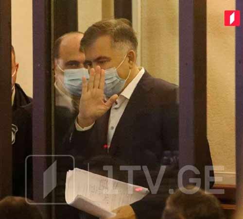 В Тбилисском суде сейчас должно начаться заседание по делу Саакашвили
