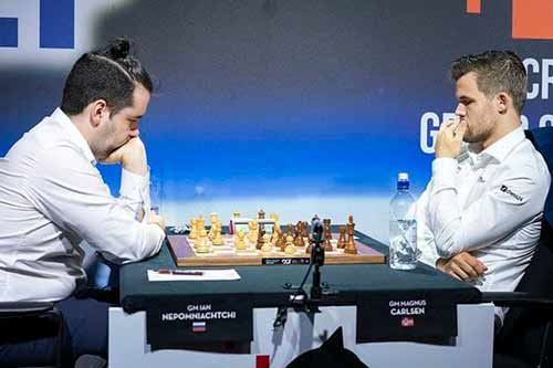 Шахматист Ян Непомнящий играет с Магнусом Карлсеном за звание чемпиона мира.