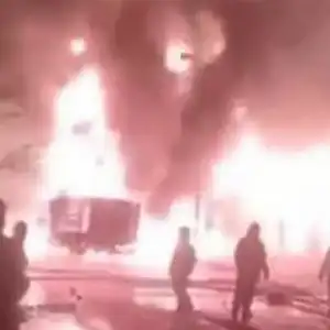 К атаке на военный завод в иранском Исфахане причастны США и "еще одна страна"