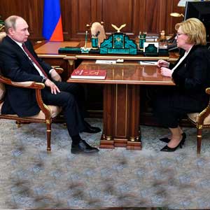 Путин встретился с руководителем ведомства ФМБА Вероникой Скворцовой